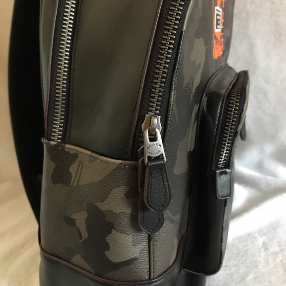 SOLD!🎉HOST PICK🎉Coach West Vandal Gummy Backpack - Picture 6 of 8